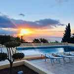 Villa Casa - Seaside Collection