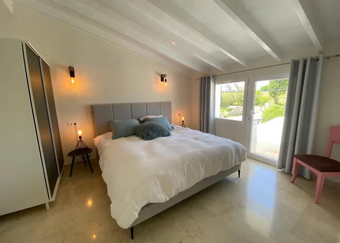 Casa *